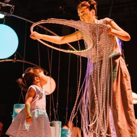 UNIVERS (TEATRO PARA BEBÉS)